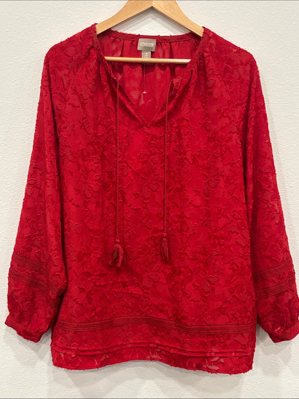 Chico's Women’s Vibrant Red Textured Tie-Neck Tunic w. Tassels Size 3